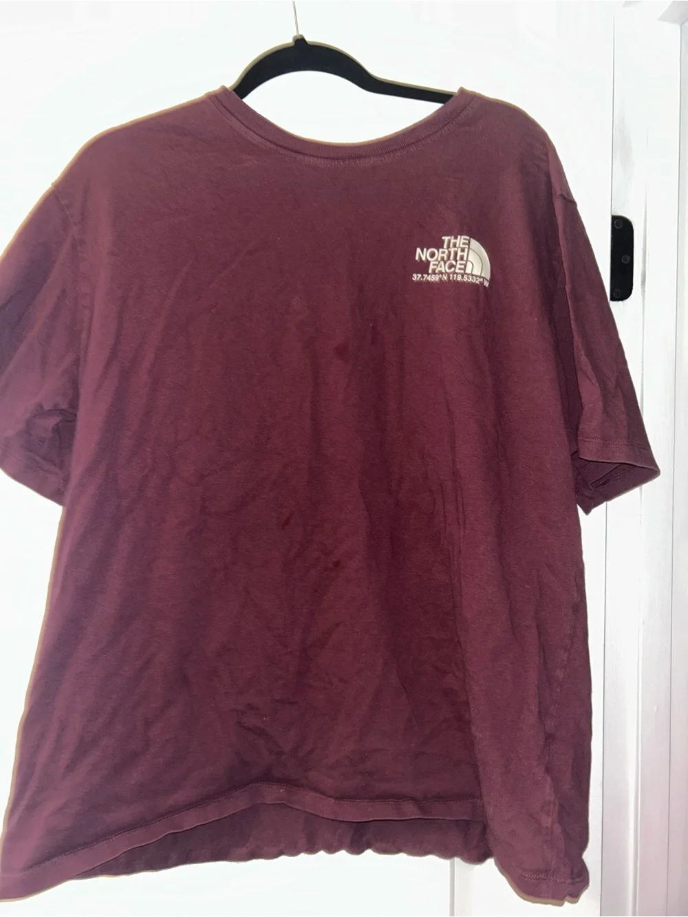 The North Face Men's Maroon Short-Sleeve Logo Tee